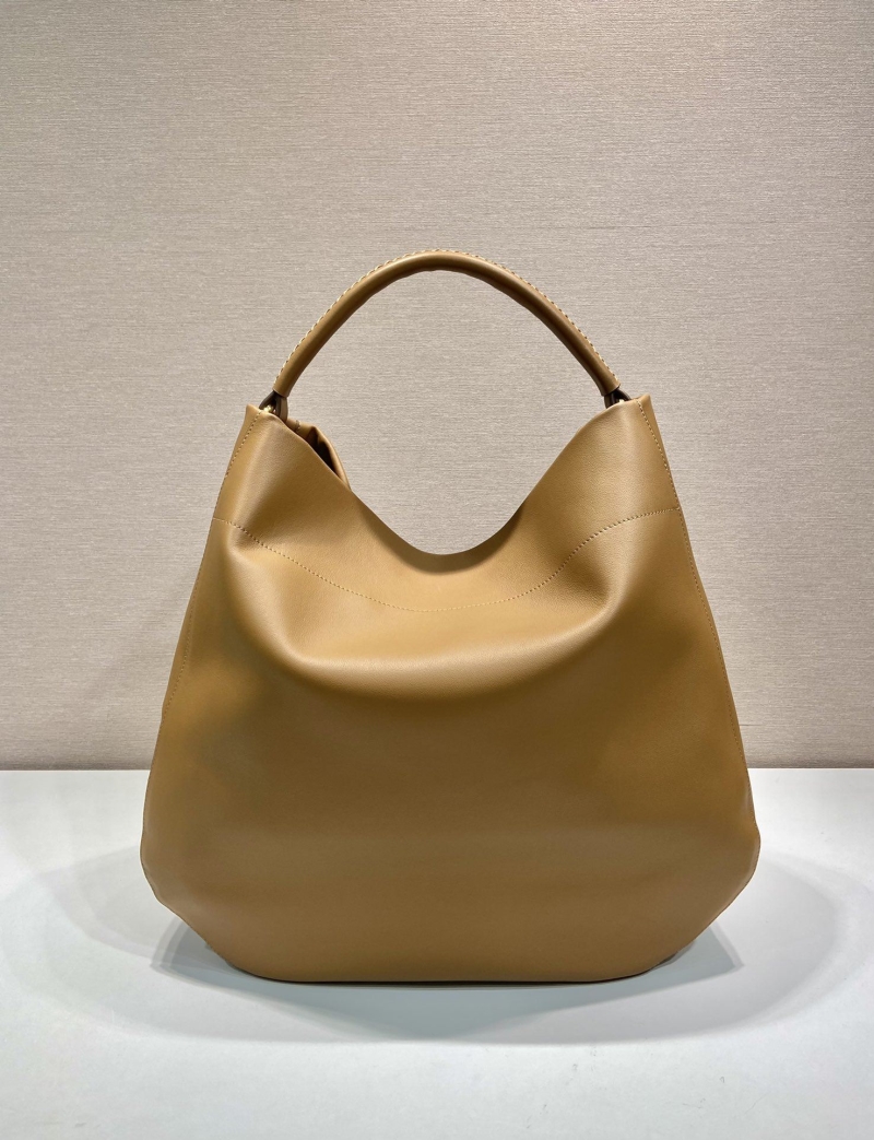Pra*a tote bags